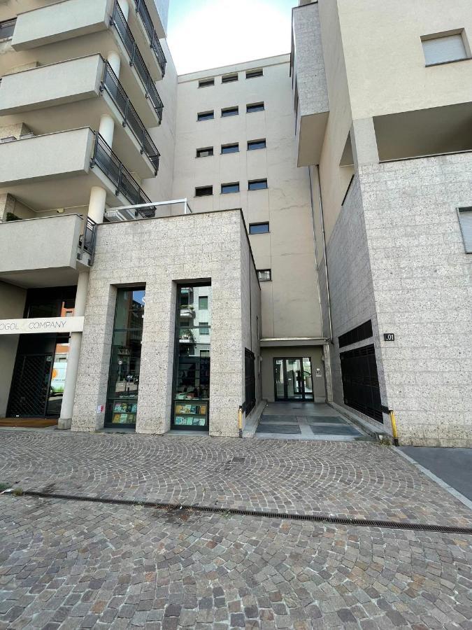 Tortona-Design District, Splendido Appartamento Con Garage Privato Milán Exterior foto